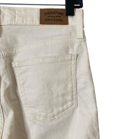 Signature Levis Jeans Womens Size 2 Heritage High Rise Straight White - Picture 10 of 12